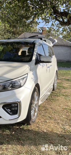 Пороги подножки ступеньки Kia Carnival 3