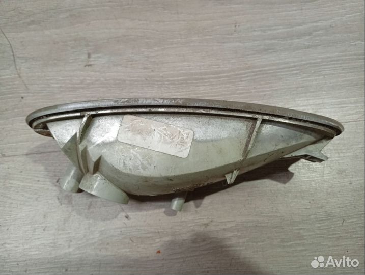 Поворотник передний левый Volkswagen new beetle