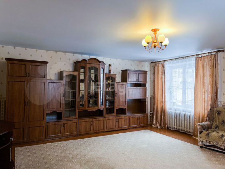 2-к. квартира, 76 м², 2/9 эт.