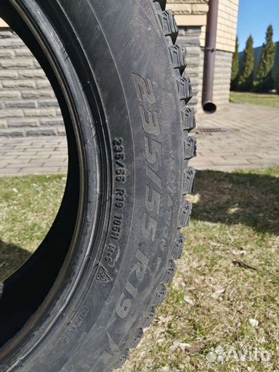 Pirelli Scorpion Ice Zero 2 235/55 R19 105H