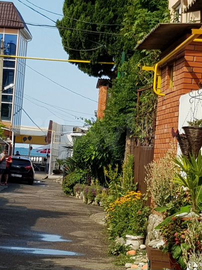 Комната 21 м² в > 9-к., 2/3 эт.