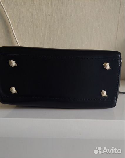 Новая кожаная сумка