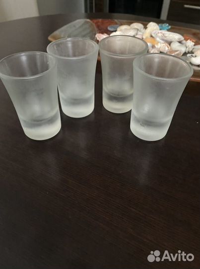 Бокалы под пиво, сок, рюмки