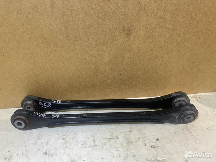 Рычаг задний Порше Кайен 958 левый правый