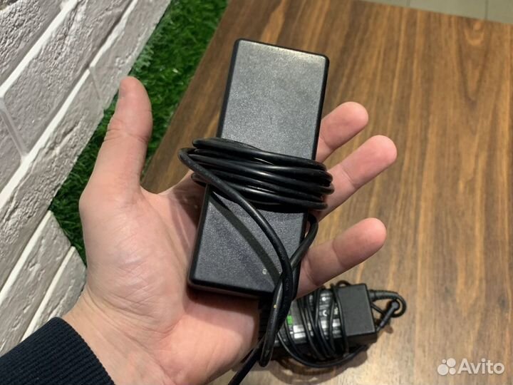 Оригинальнцй блок питания sony 19.5v 3.9a
