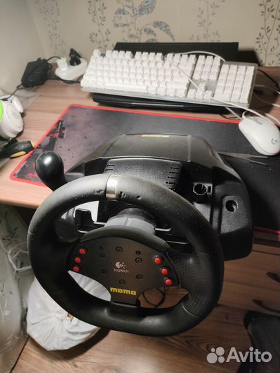 Игровой руль logitech momo racing 900