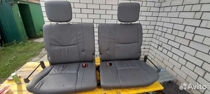 Кресло третий ряд прадо 120