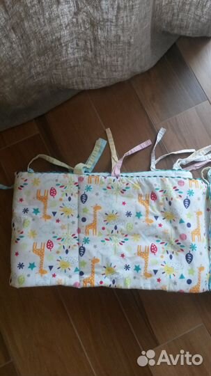 Бампер Mothercare на детскую кроватку