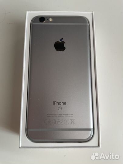 Телефон iPhone 6s