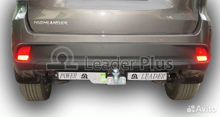Фаркоп toyota highlander (XU50) 2013- нерж. пласт