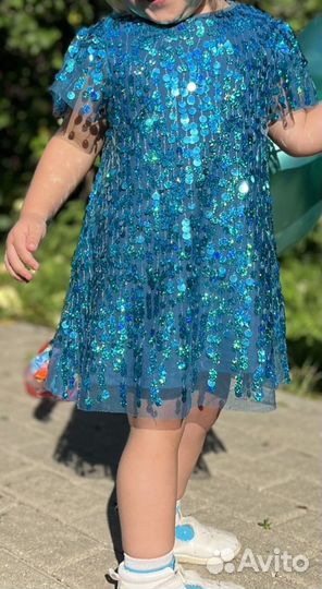 Красивое яркое платье от 