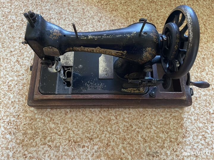 Швейная машинка зингер ручная