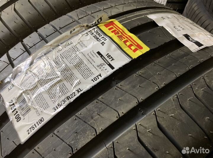 Pirelli P Zero PZ4 275/35 R22 и 315/30 R22