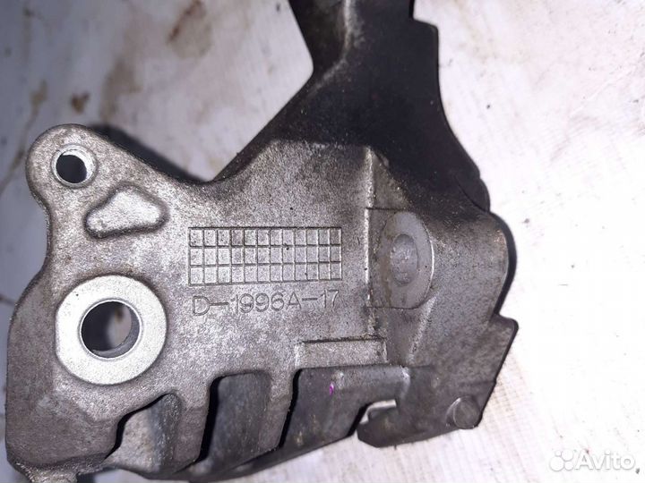 Кронштейн крепления infiniti fx35 vq35