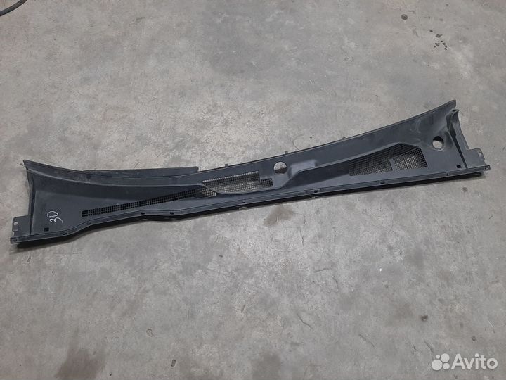 Жабо дворников Toyota Camry 30 2001-06 левый руль