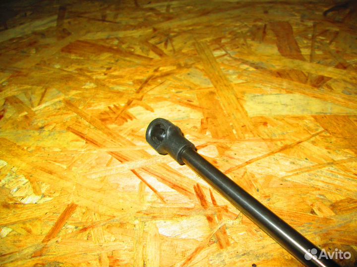 Упор газовый (амортизатор) капота BMW x5 e53