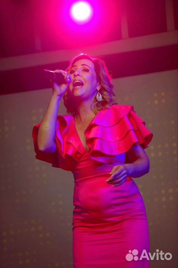 Певицы, вокалисты на праздник