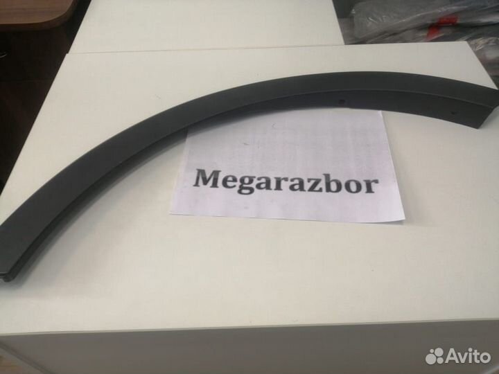 Молдинг арки крыла передний левый Sportage 3