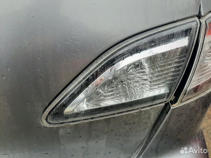Фонарь задний внутренний правый для Mazda 3