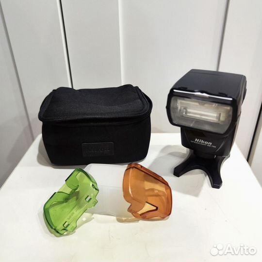 Вспышка Nikon Speedlight SB-700