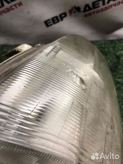 Фара правая Toyota Carina седан 1.6 4AFE 1996