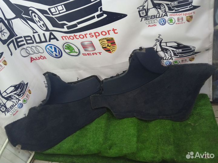 Обика центральной консоли Audi A8D2