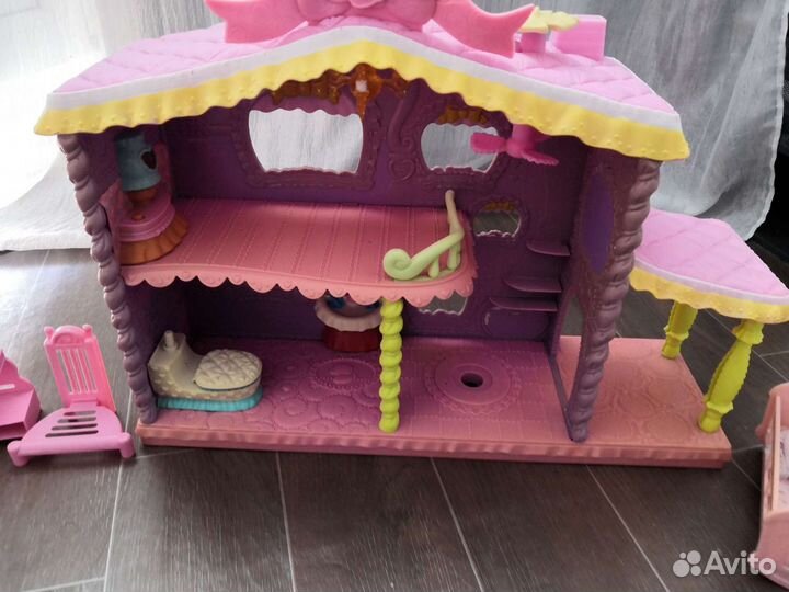 Домик Littlest Pet Shop и принадлежности
