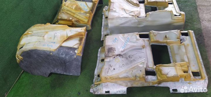 Ковер пола Mercedes Cls350 272.964 2005