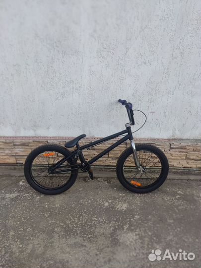 Трюковой велосипед bmx