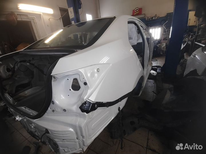Панель задняя Toyota Corolla E180 2013