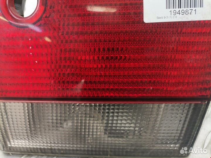 Фонарь крышки багажника правый Saab 9-3 (1)