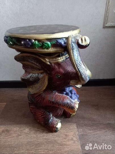 Декоративная подставка