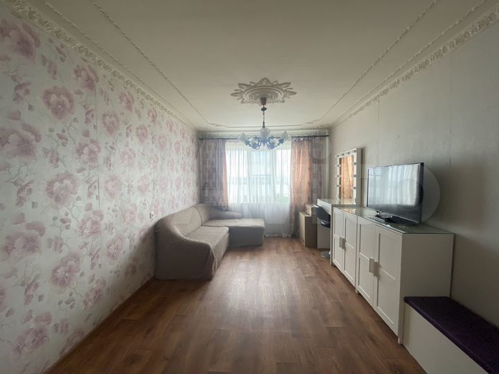 3-к. квартира, 65 м², 6/7 эт.