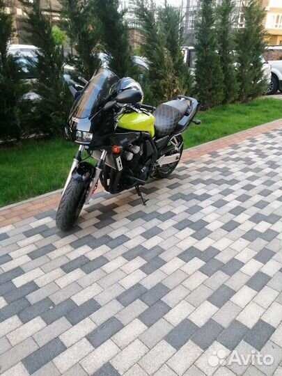 Продам мот Ямаха FZS 600