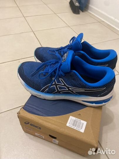 Кроссовки asics