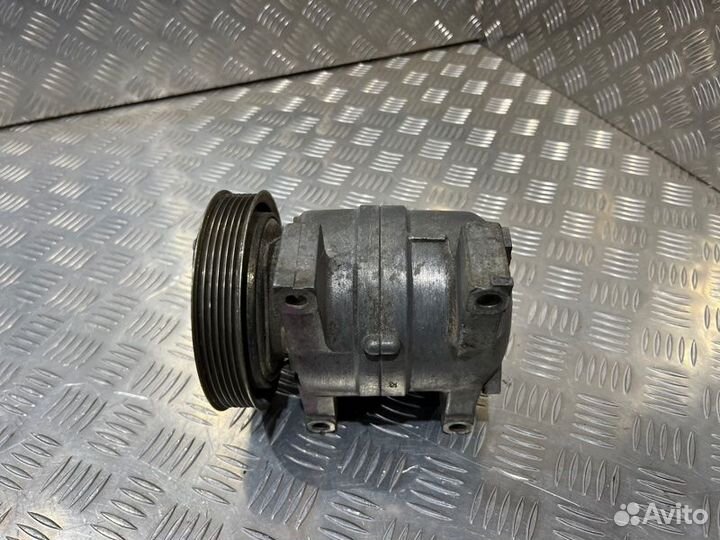 Компрессор кондиционера Nissan Almera Classic B10