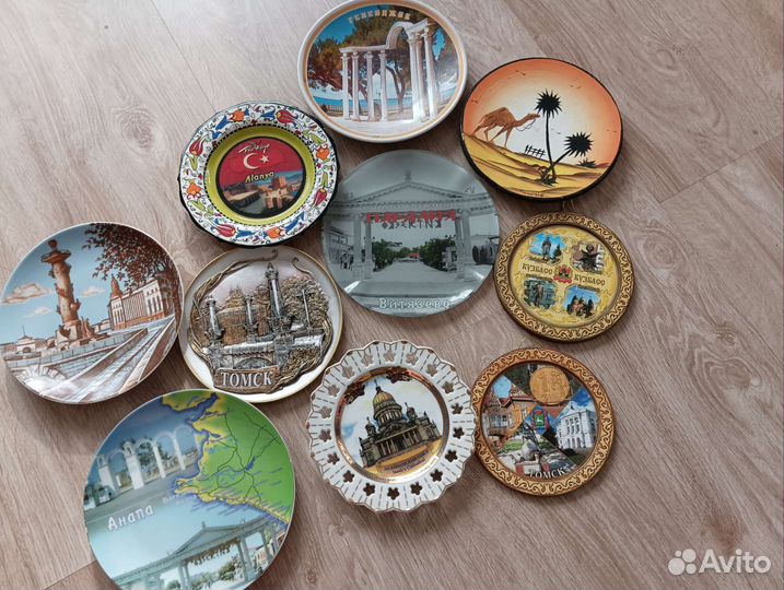 Настенная тарелка