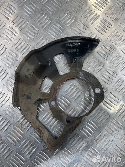 Пыльник тормозного диска передний левый Mazda 6 GJ