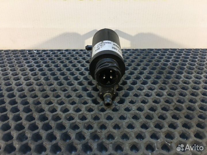 81264856033 Насос омывателя