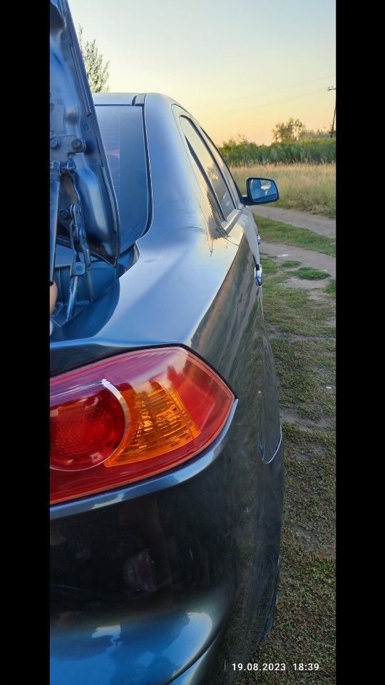 Mitsubishi Lancer: фото владельца