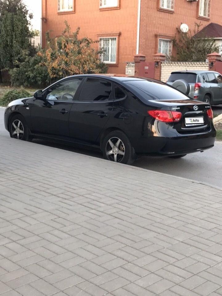 Hyundai Elantra: фото владельца