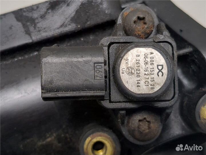 Воздуховод Mercedes E W212, 2009