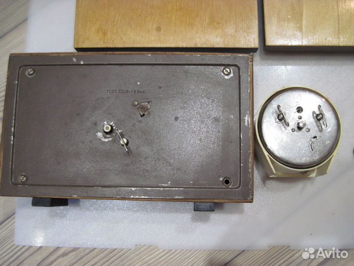 Будильники и часы СССР