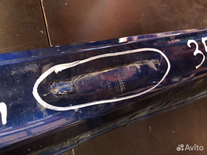 Порог Toyota Prius Alpha правый