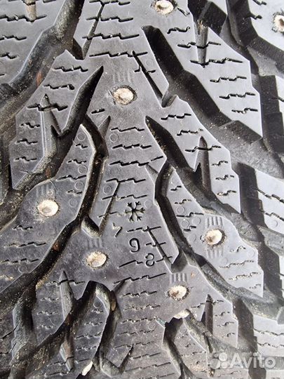 Nokian Tyres Hakkapeliitta 9 SUV 235/55 R20