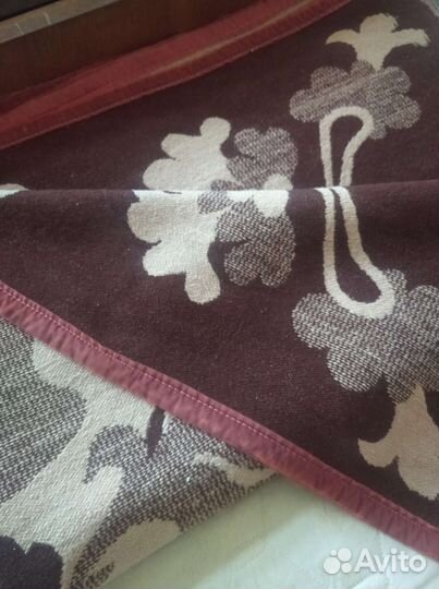 Одеяло шерстяное