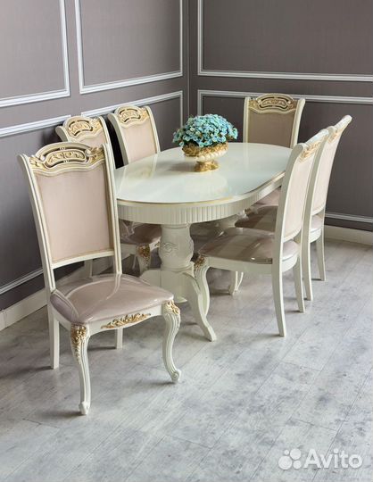 Столы и стулья