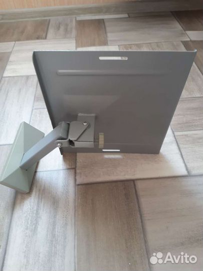 Кронштейн для телевизора