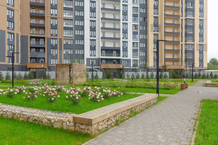 3-к. квартира, 99,3 м², 8/25 эт.