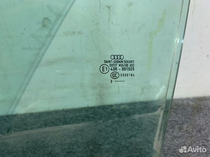 Стекло двери переднее левое Audi A4 8ED 2006